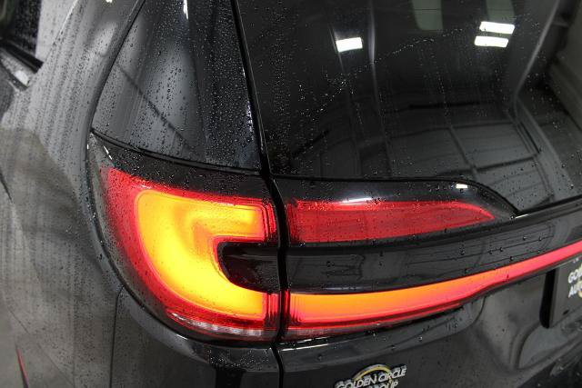 Used 2023 Chrysler Pacifica Limited FWD image 23