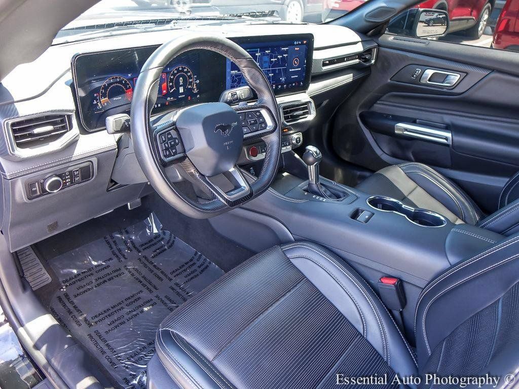 Certified 2025 Ford Mustang GT Premium RWD image 10