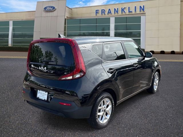 Used 2022 Kia Soul LX w/ Technology Package FWD image 7