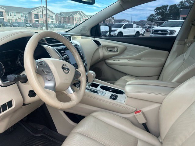 Used 2018 Nissan Murano Platinum FWD image 11