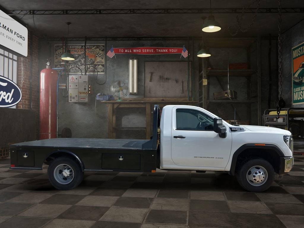 Used 2024 GMC Sierra 3500 Pro AWD/4WD image 7