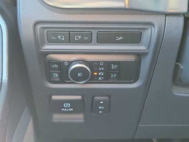 Certified 2023 Ford F150 Lariat w/ Equipment Group 502A High image 21