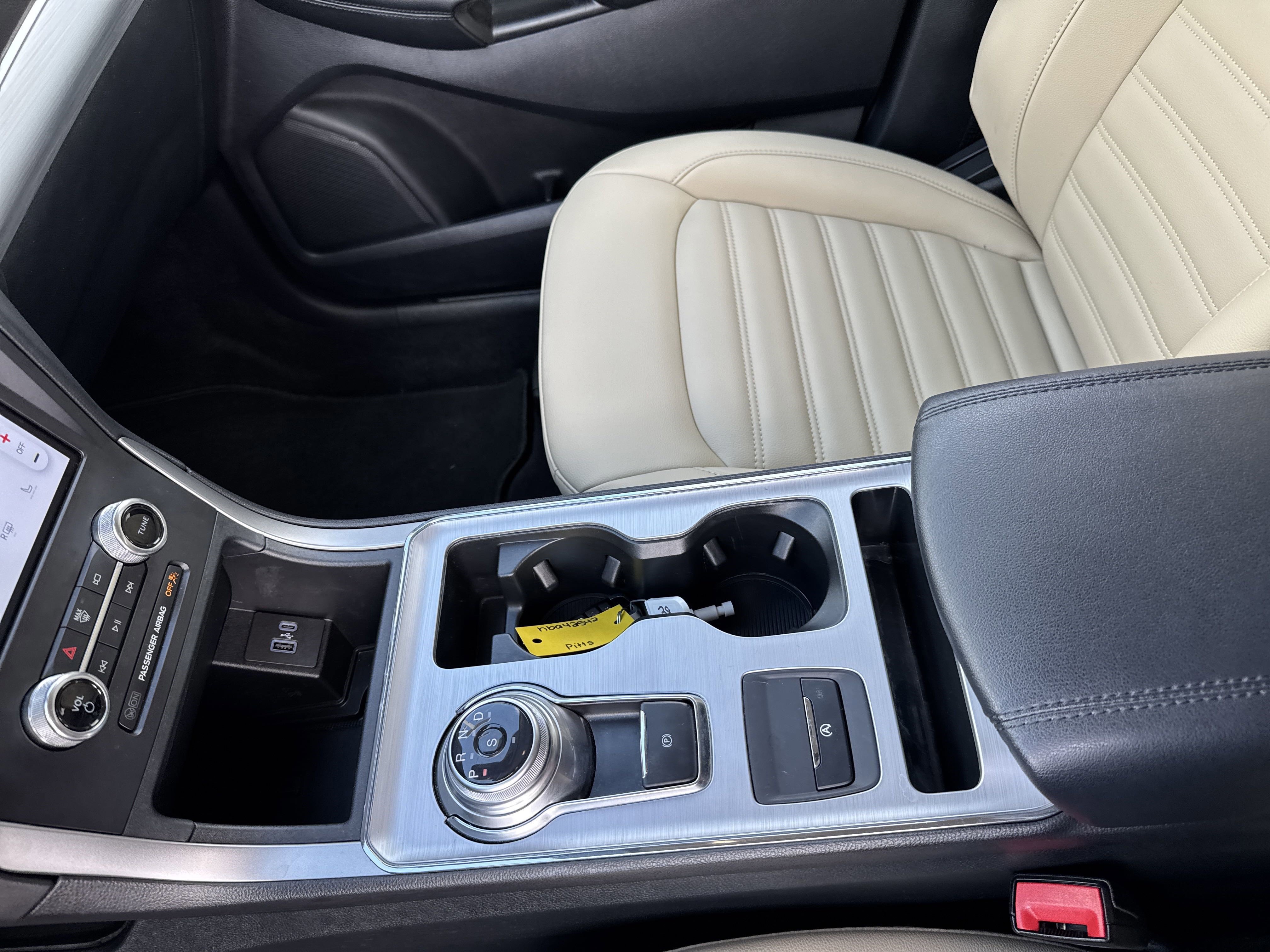 Certified 2022 Ford Edge SEL w/ Convenience Package image 30