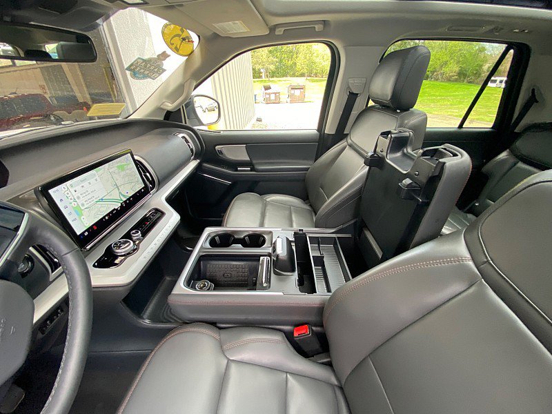 Certified 2025 Ford Expedition Active AWD/4WD image 63