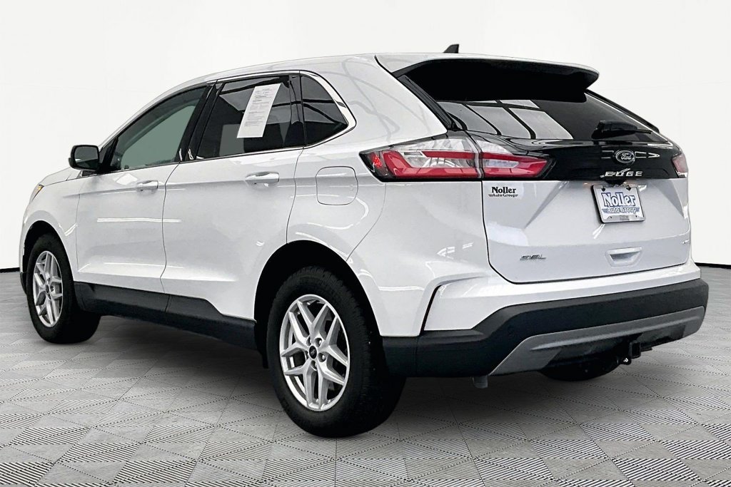 Certified 2024 Ford Edge SEL w/ Convenience Package AWD/4WD image 13