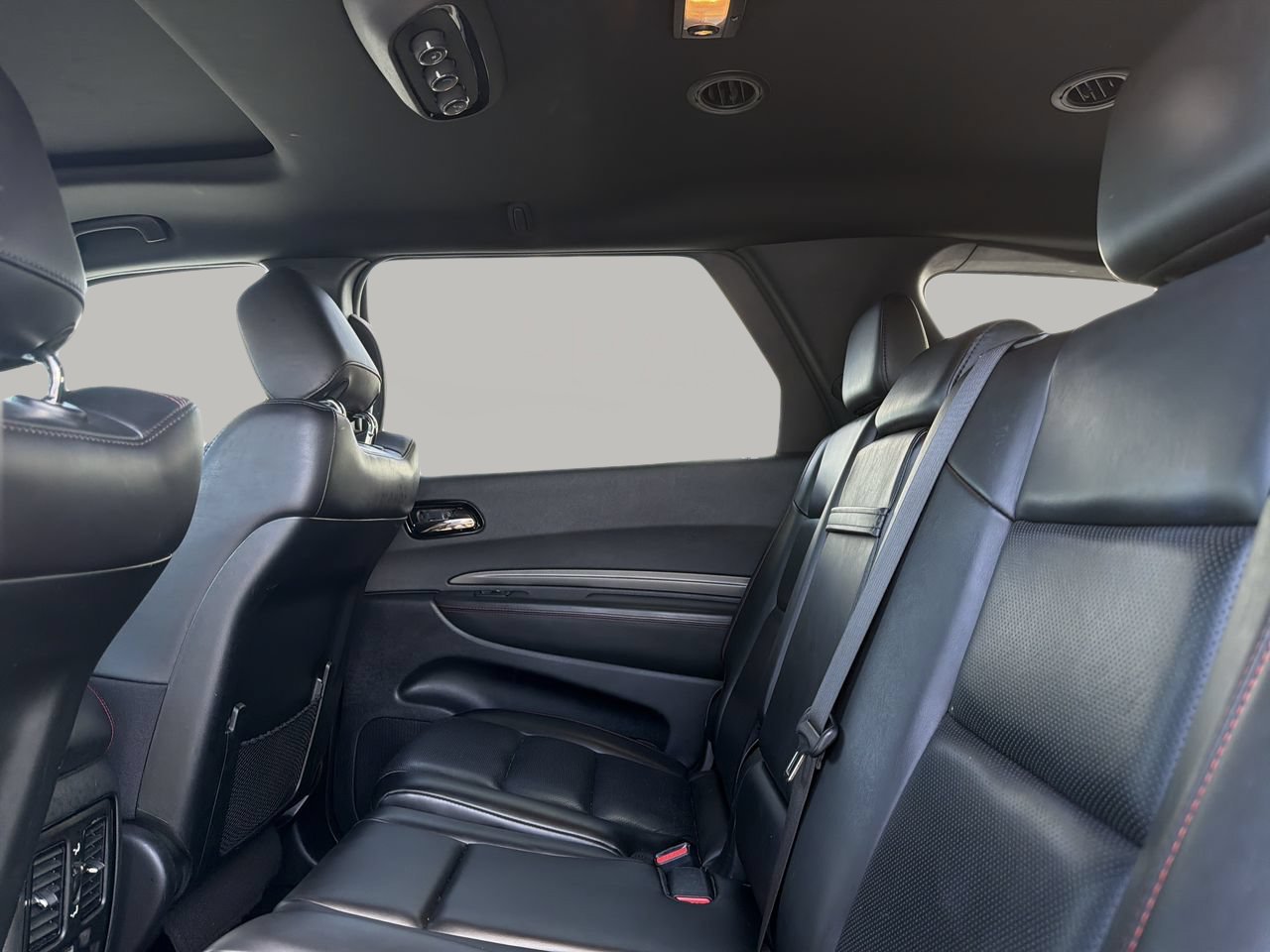 Used 2024 Dodge Durango GT RWD image 17