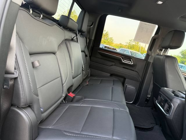 Used 2025 GMC Sierra 2500 Denali w/ Denali Reserve Package AWD/4WD image 6