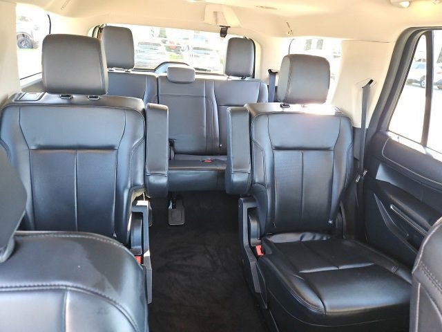 Certified 2022 Ford Expedition XLT image 15