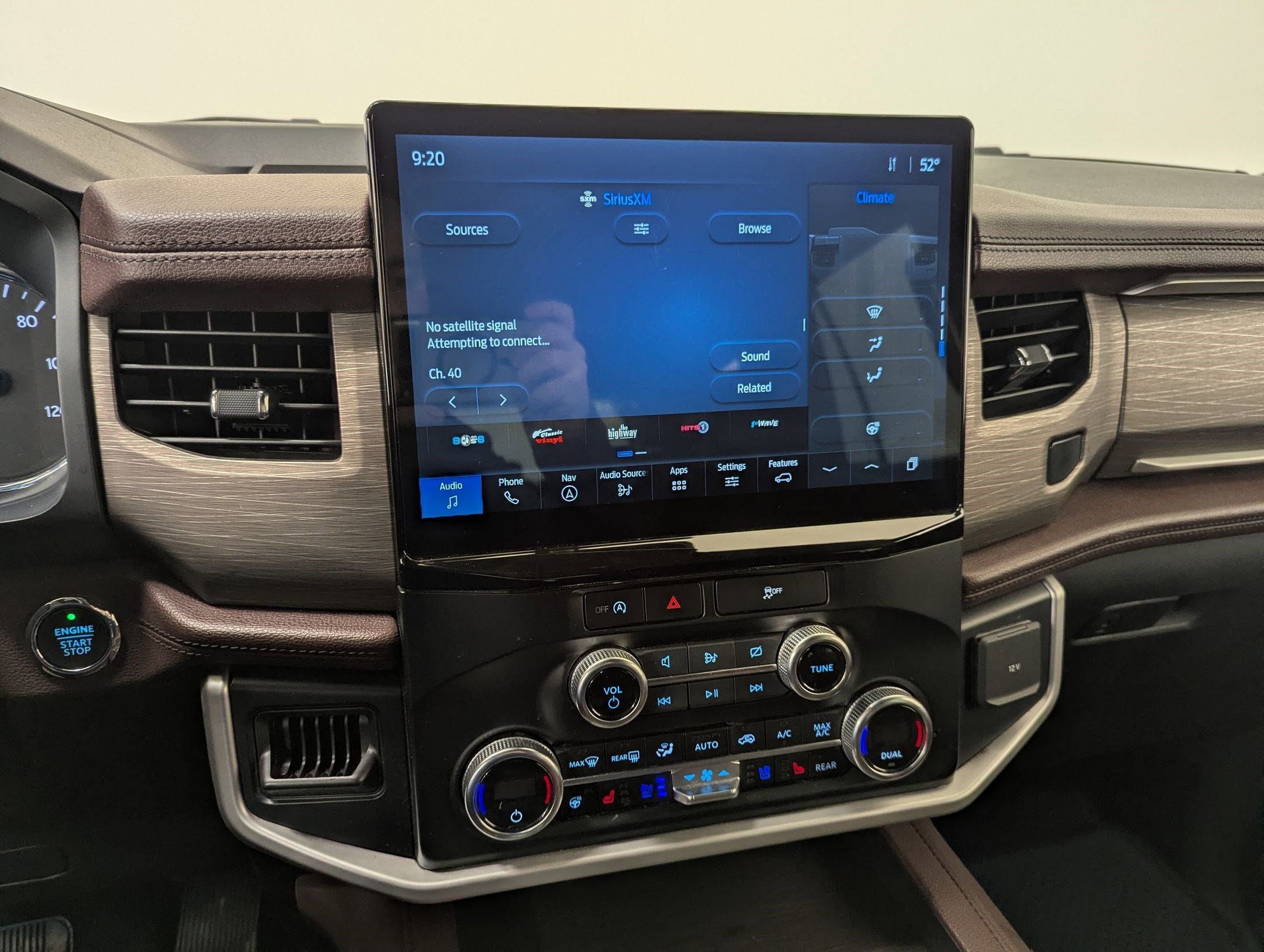 Certified 2024 Ford Expedition Limited image 24