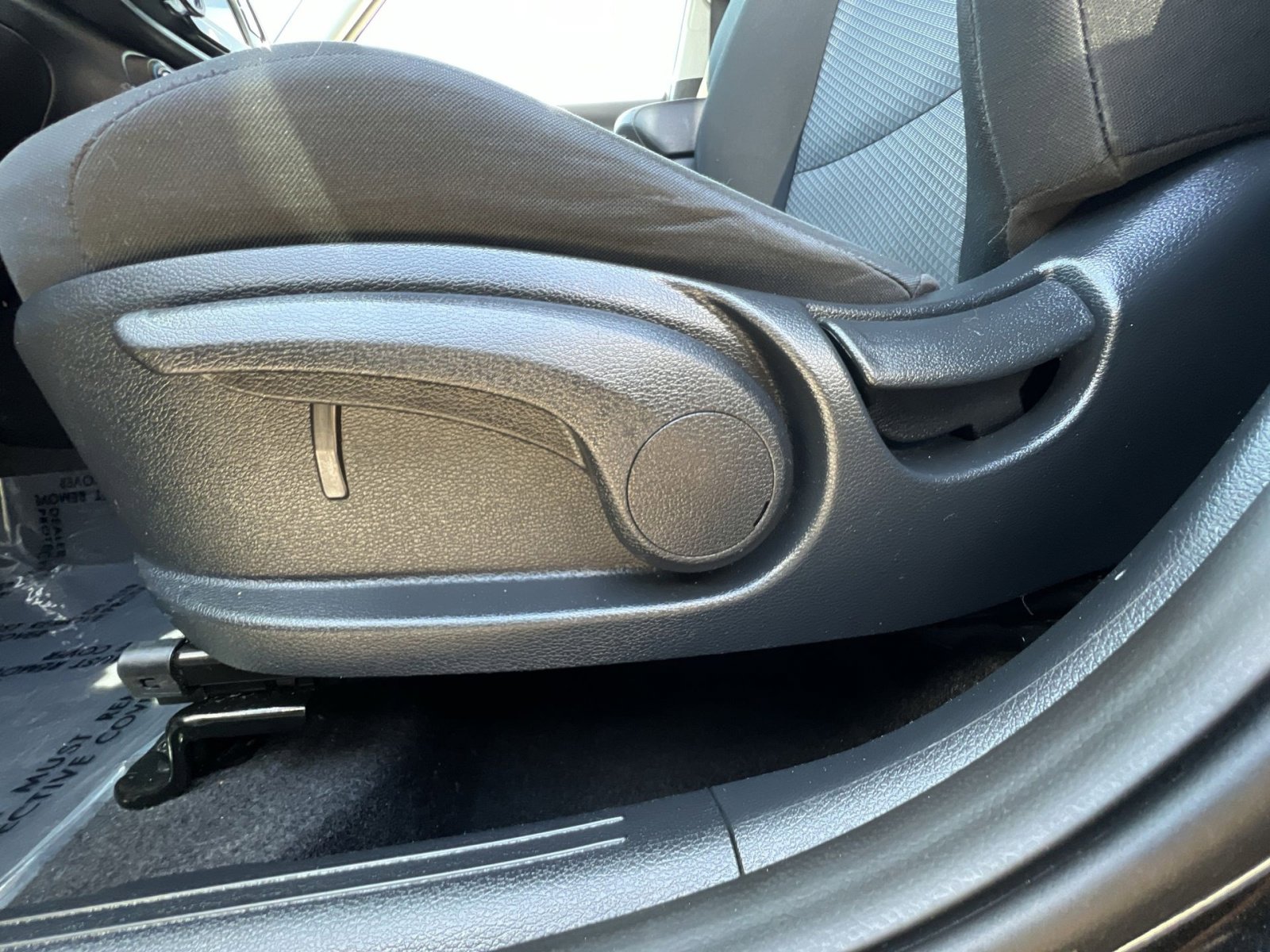 Used 2025 Kia Soul LX FWD image 22