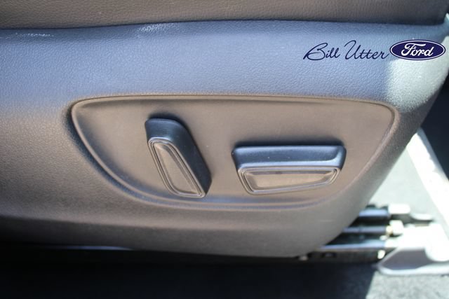 Used 2022 Toyota Highlander XSE FWD image 12