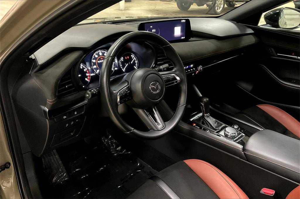 Used 2024 MAZDA MAZDA3 s image 13