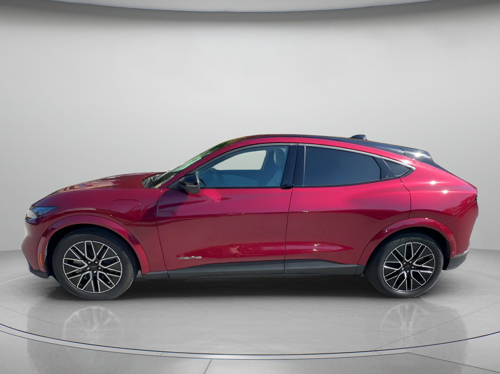 Certified 2025 Ford Mustang Mach-E Premium AWD/4WD image 11