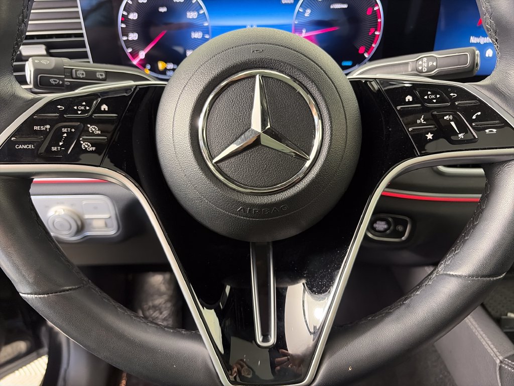 Used 2025 Mercedes-Benz GLE 350 4MATIC image 16