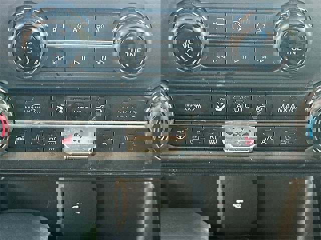 Certified 2023 Ford Bronco Wildtrak image 21