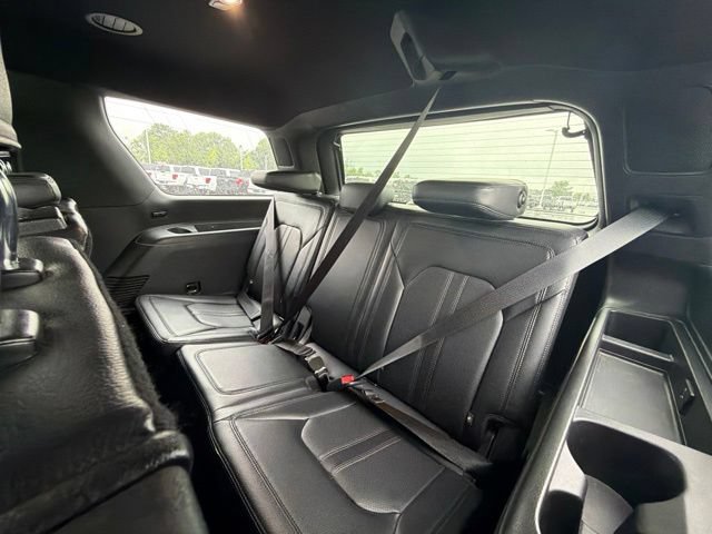 Certified 2019 Ford Expedition Limited w/ Equipment Group 302A AWD/4WD image 19