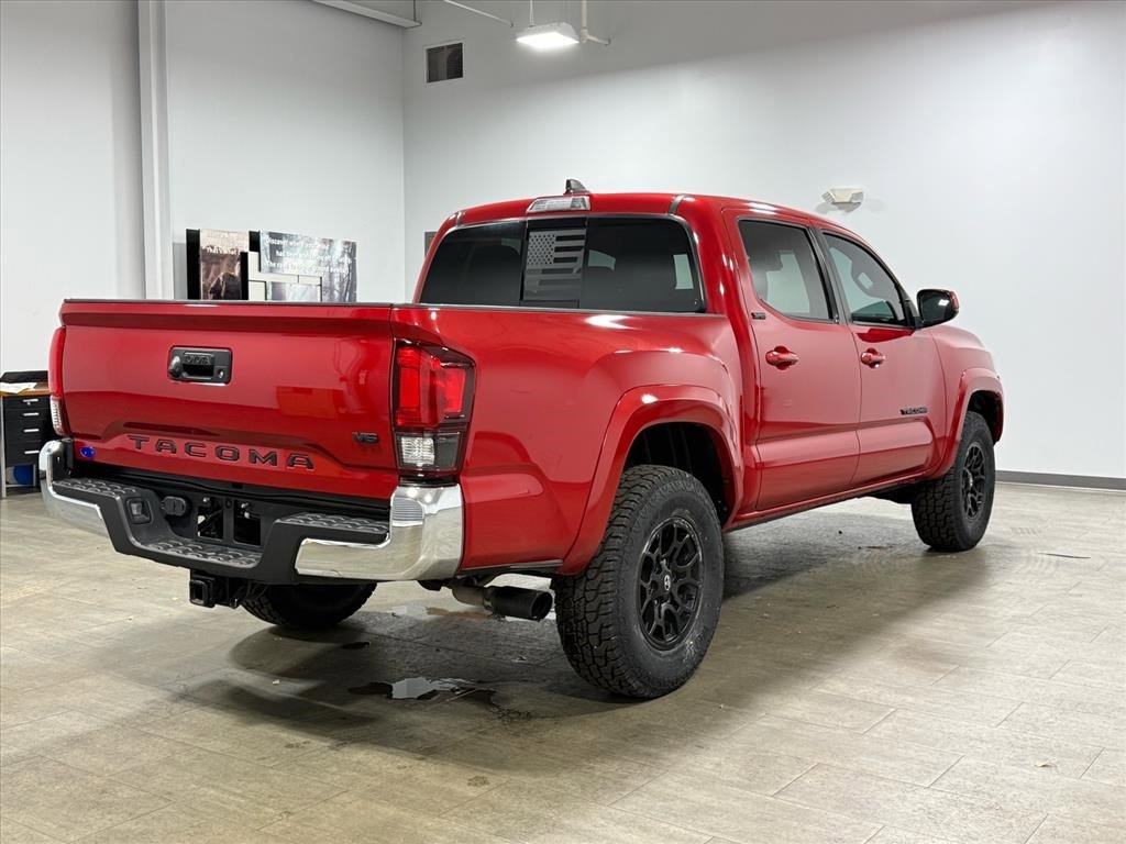 Used 2022 Toyota Tacoma SR5 image 4