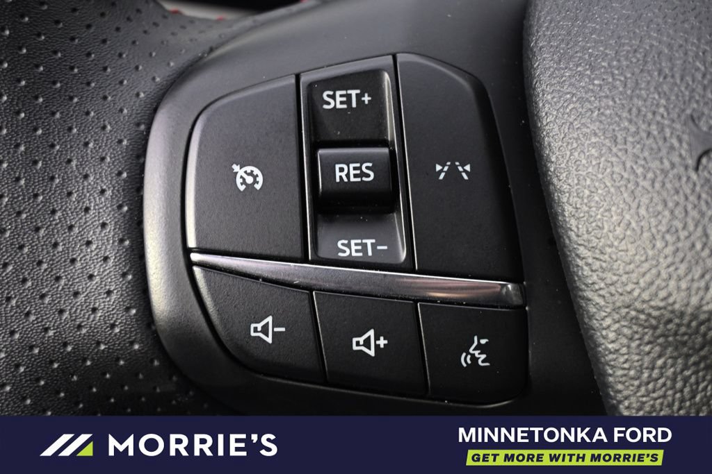Certified 2025 Ford Escape ST-Line AWD/4WD image 35