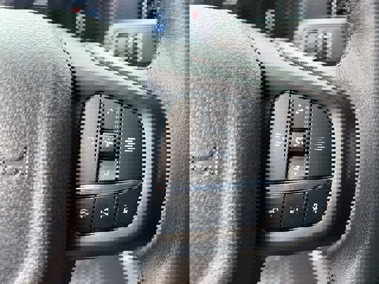 Certified 2024 Ford Ranger Lariat w/ FX4 Off-Road Package image 36