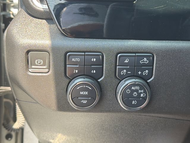 Used 2023 Chevrolet Silverado 1500 RST w/ Convenience Package II AWD/4WD image 32