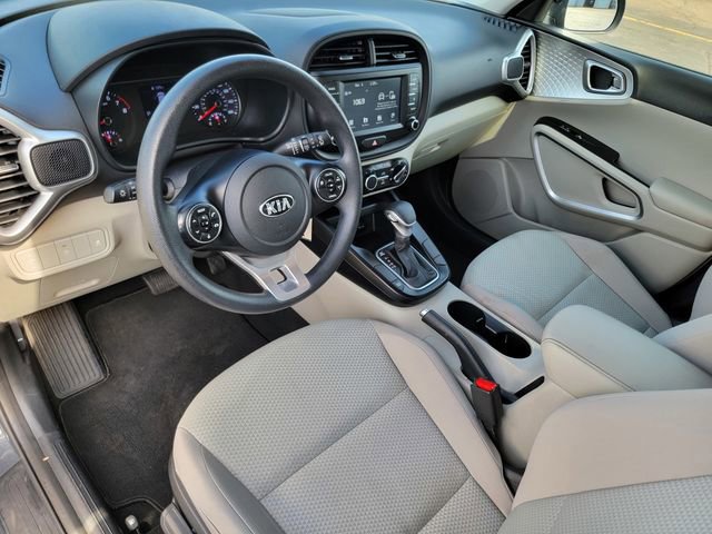 Used 2020 Kia Soul LX image 18