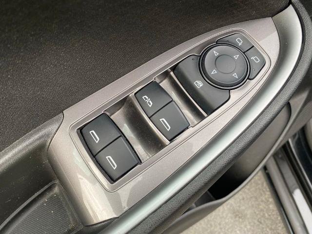 Used 2025 Chevrolet Malibu LT FWD image 13