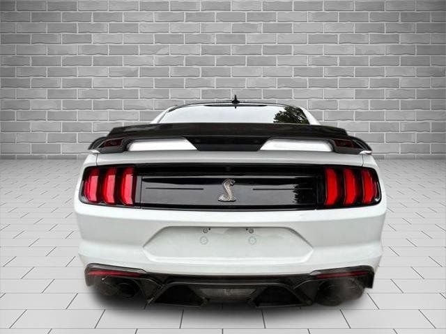 Certified 2021 Ford Mustang Shelby GT500 w/ Technology Package RWD image 9