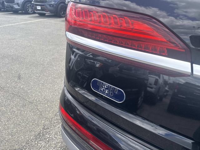 Used 2025 Audi Q7 3.0T Premium Plus AWD/4WD image 5