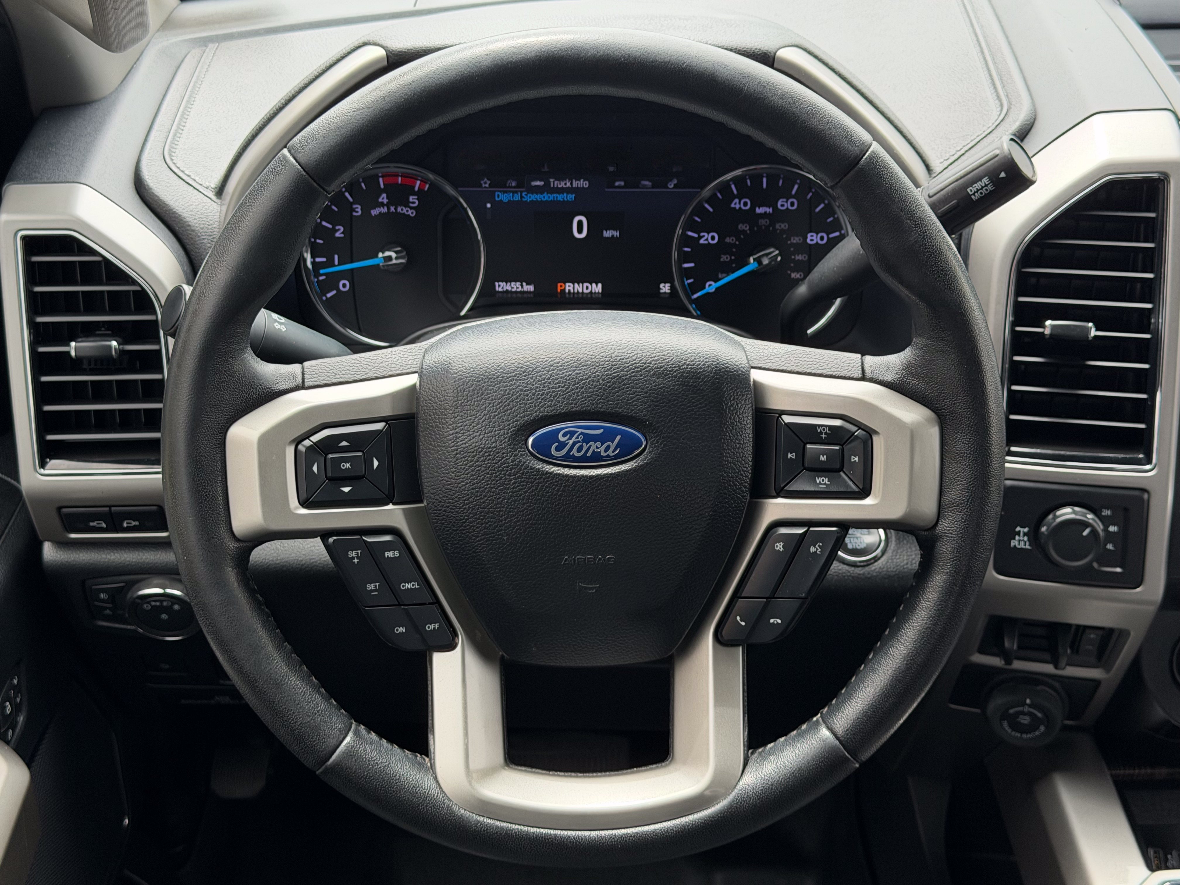 Certified 2020 Ford F250 Lariat w/ Lariat Ultimate Package AWD/4WD image 14