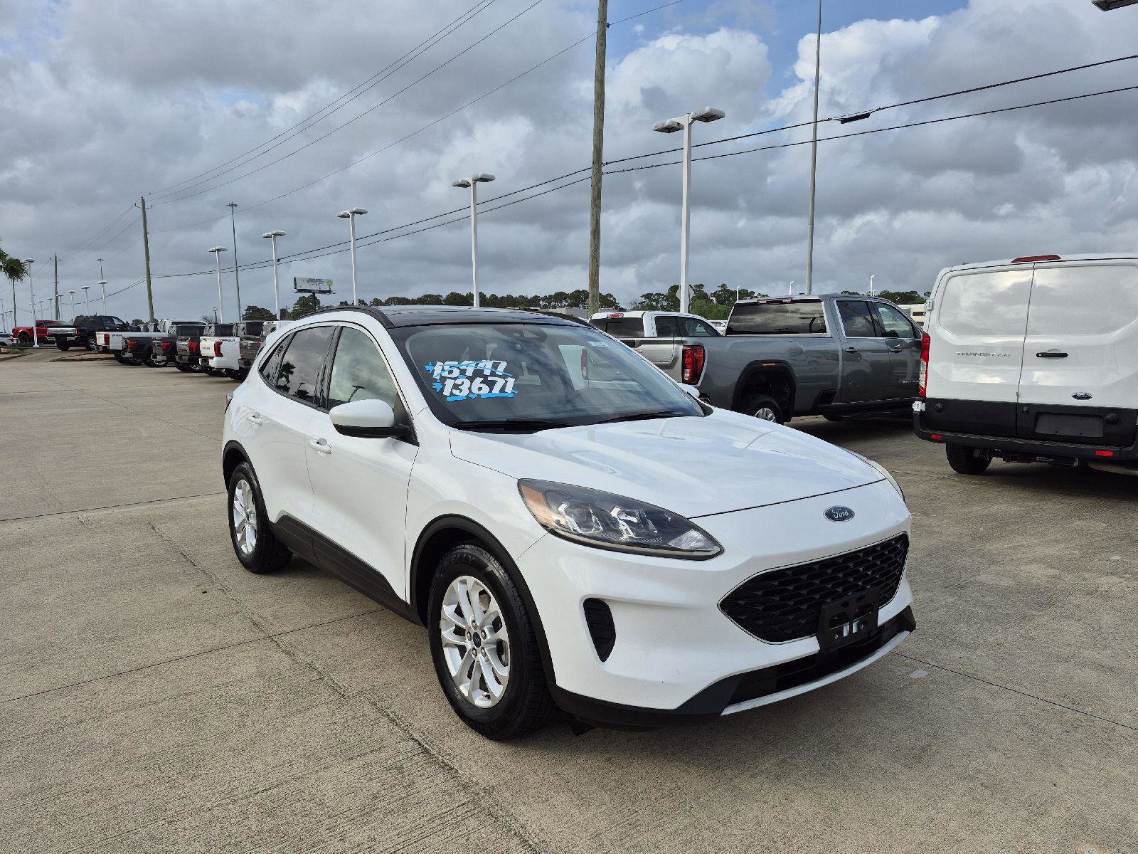 Certified 2020 Ford Escape SE image 6