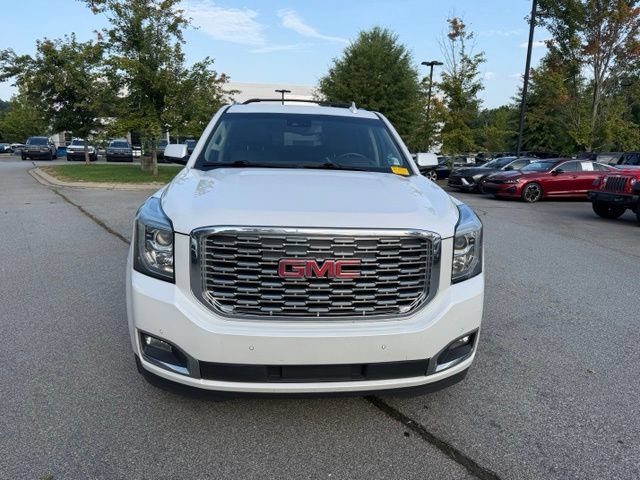 Used 2020 GMC Yukon Denali w/ Denali Premium Package AWD/4WD image 8