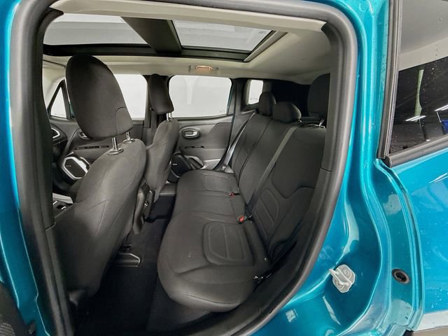 Used 2021 Jeep Renegade Latitude w/ Sun & Sound Group image 24