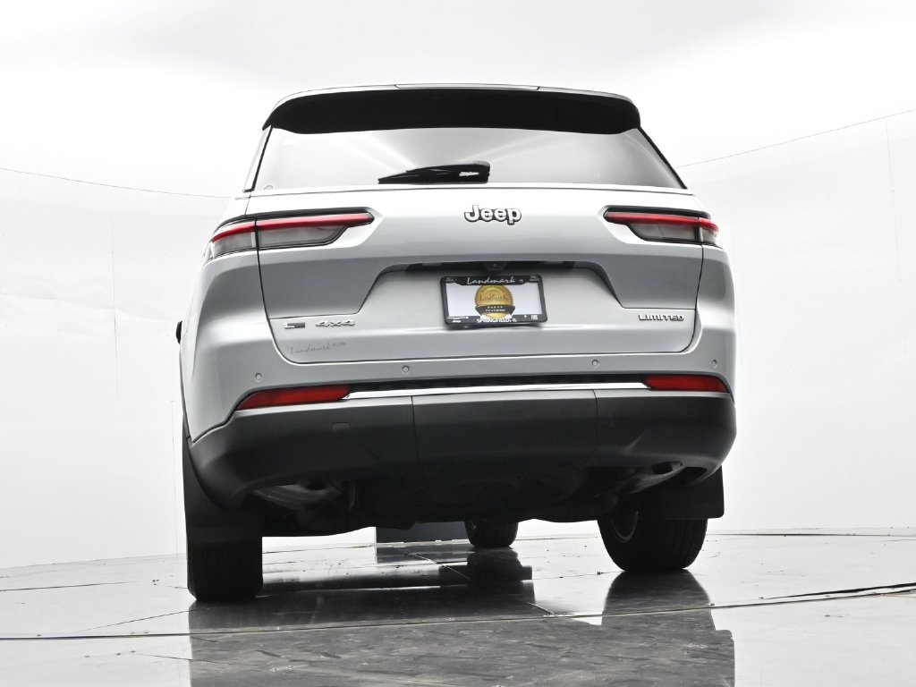 Used 2022 Jeep Grand Cherokee L Limited w/ Trailer Tow Group (B) AWD/4WD image 24