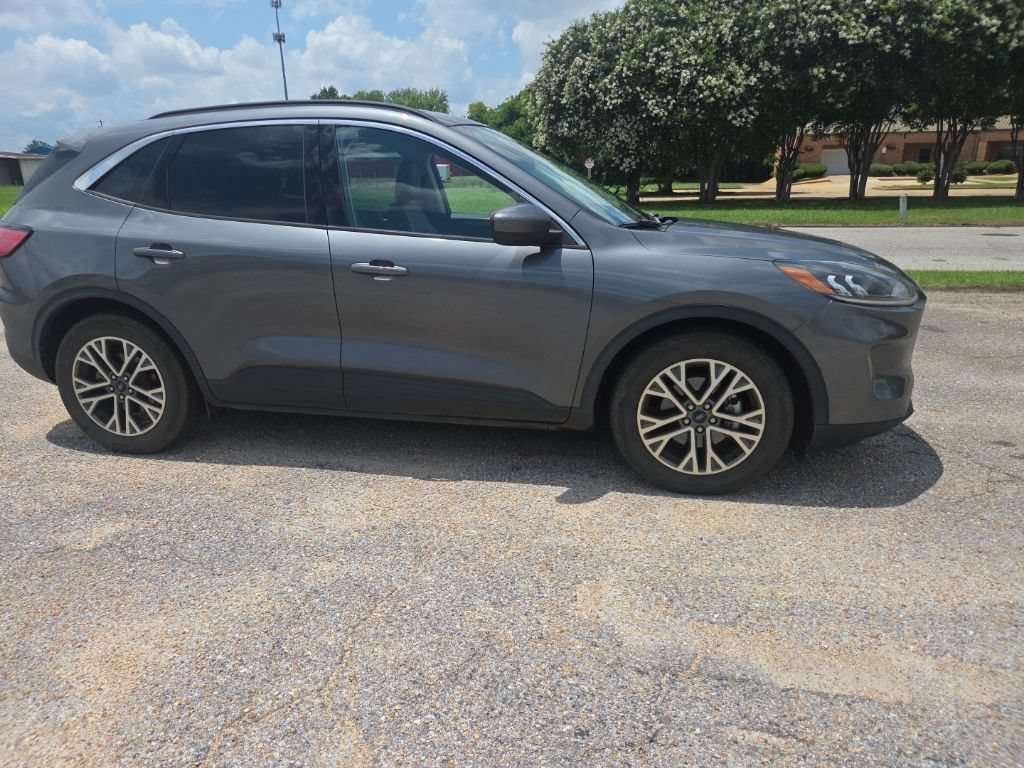 Certified 2022 Ford Escape SEL w/ Technology Package FWD image 10
