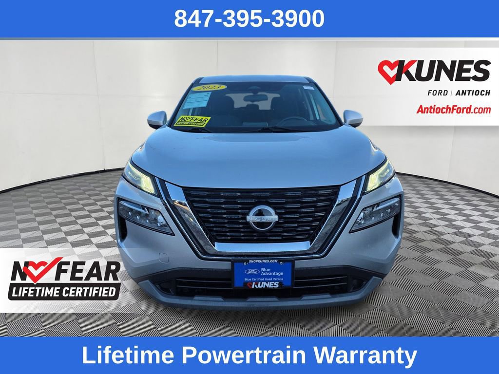 Used 2023 Nissan Rogue SV image 8