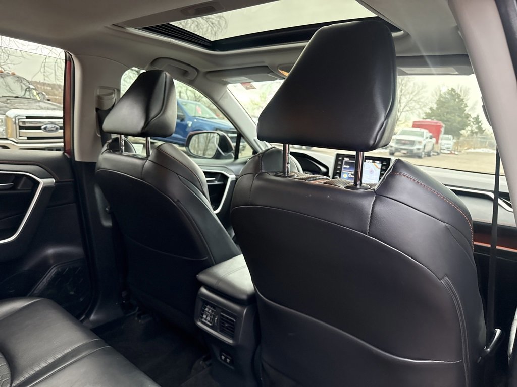 Used 2019 Toyota RAV4 Adventure image 28
