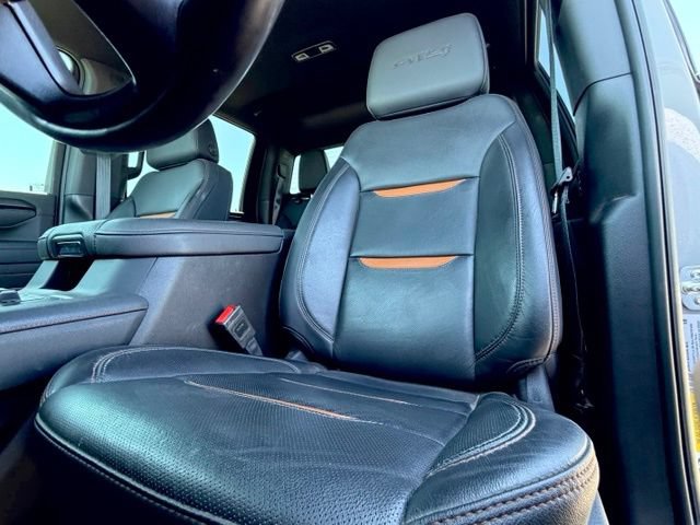 Used 2025 GMC Sierra 2500 AT4 w/ AT4 Premium Plus Package AWD/4WD image 7
