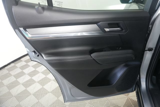 Used 2025 GMC Terrain Elevation w/ Elevation Premium Package AWD/4WD image 33