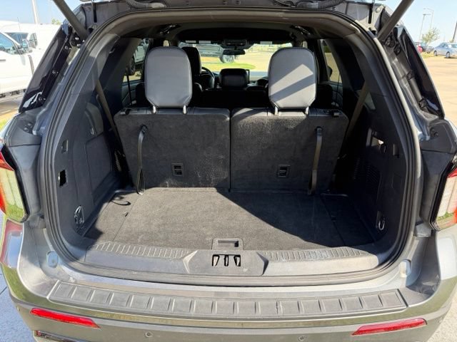 Certified 2025 Ford Explorer ST-Line w/ ST-Line Street Pack AWD/4WD image 9