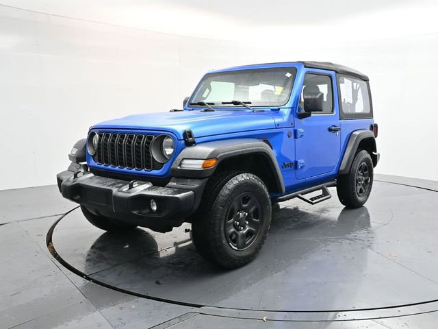Used 2025 Jeep Wrangler Sport AWD/4WD video 3