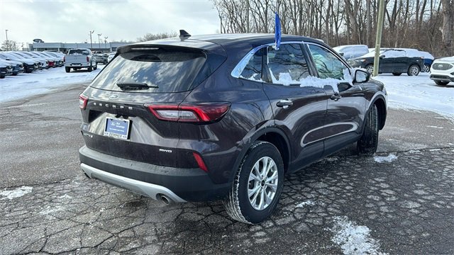 Certified 2023 Ford Escape Active image 5