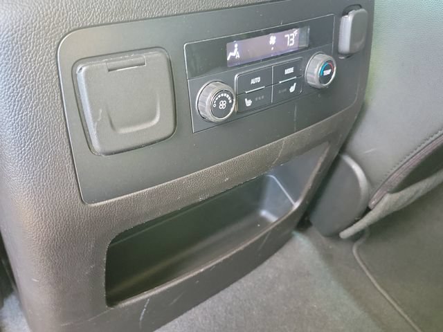 Used 2019 Chevrolet Tahoe LT w/ Luxury Package RWD image 19