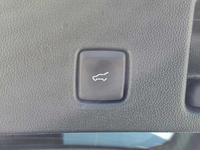 Certified 2023 Ford Escape Active AWD/4WD image 28