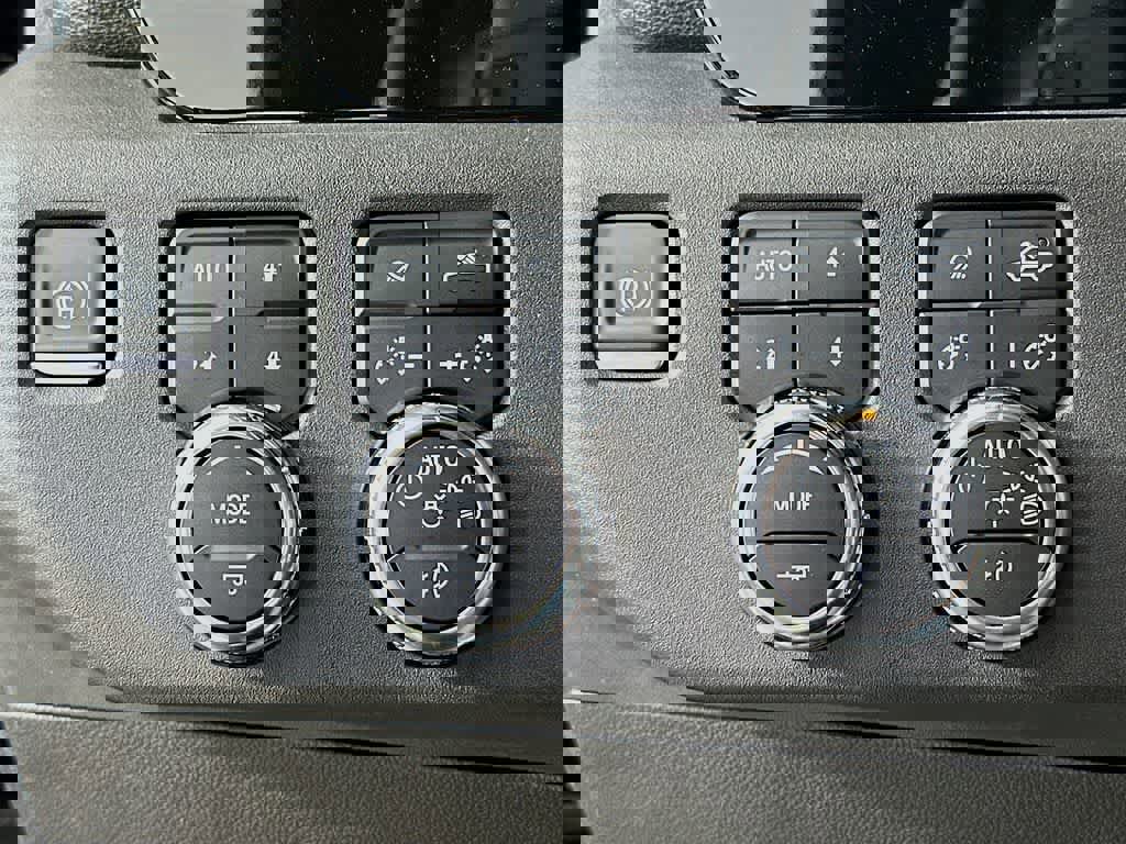 Used 2022 GMC Sierra 1500 Elevation w/ Elevation Premium Package image 27