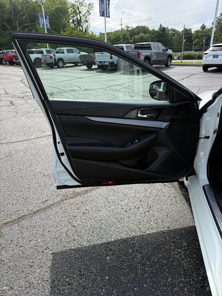 Used 2018 Nissan Maxima 3.5 S FWD image 12