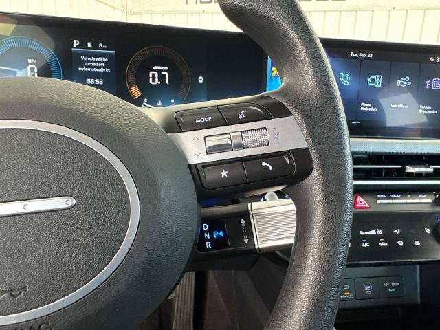 Used 2025 Hyundai Sonata SEL FWD image 28