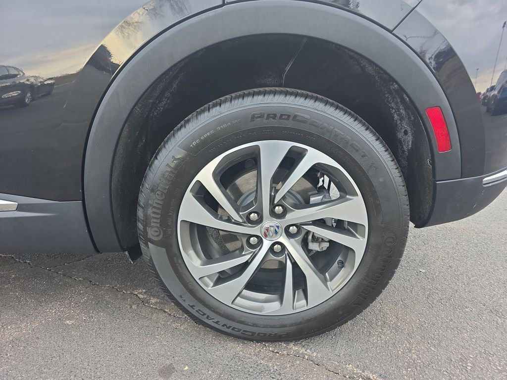 Used 2023 Buick Envision Essence image 13