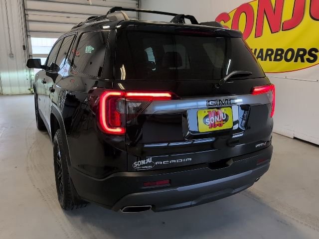 Used 2022 GMC Acadia AT4 image 4