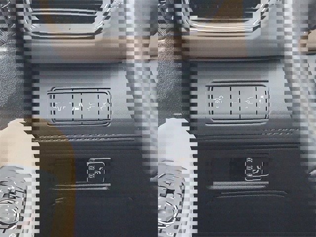 Used 2022 Hyundai Santa Fe Limited image 12