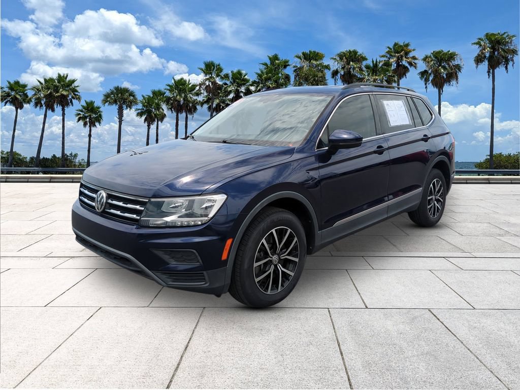 Used 2021 Volkswagen Tiguan SE FWD image 3